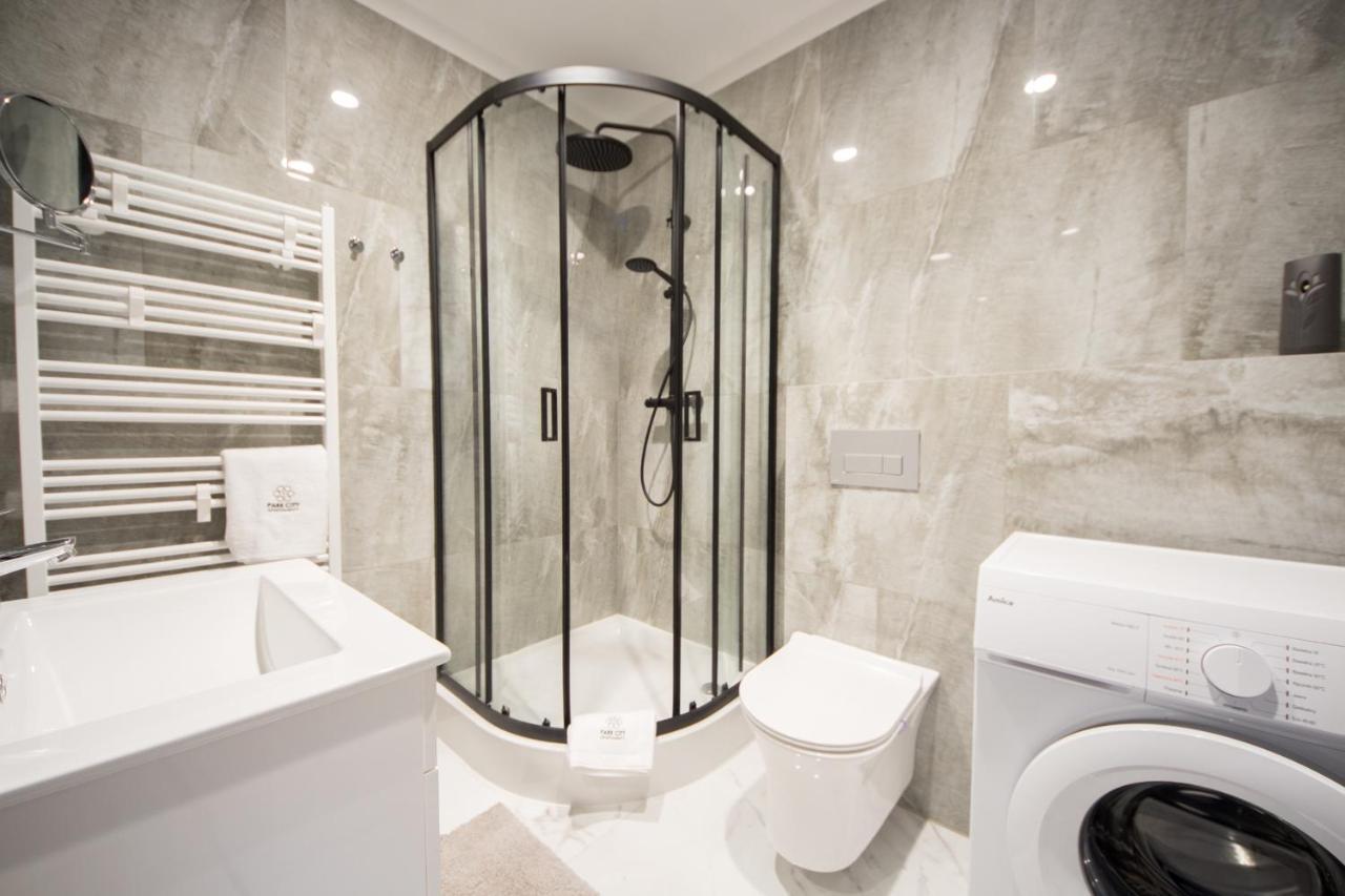 Apartament 23 Park City ออสทรุฟ วีแยลคอพพอลสกี ภายนอก รูปภาพ