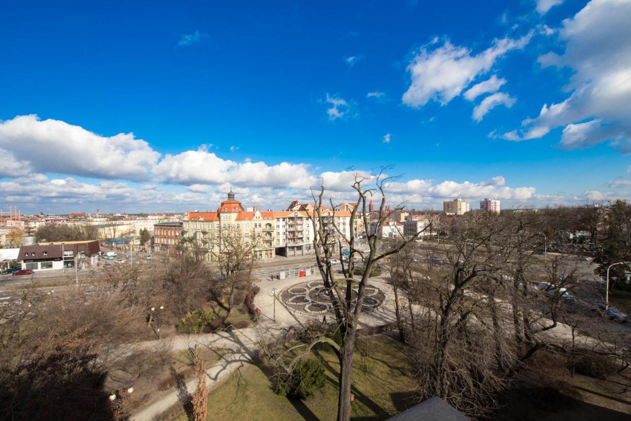 Apartament 23 Park City ออสทรุฟ วีแยลคอพพอลสกี ภายนอก รูปภาพ