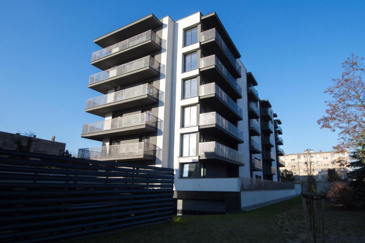 Apartament 23 Park City ออสทรุฟ วีแยลคอพพอลสกี ภายนอก รูปภาพ